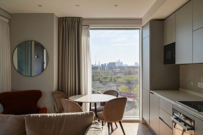 2 Bedroom Flat To Rent In Hightail Point, East Village, Stratford, London, E20