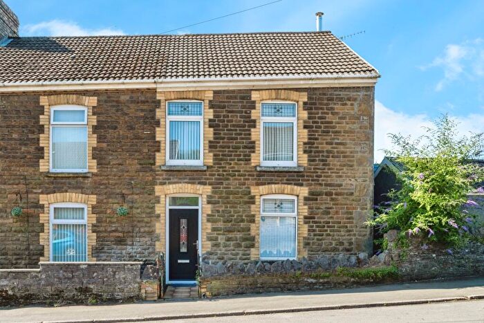 4 Bedroom End Of Terrace House For Sale In Dynevor Road, Skewen, Neath, Neath Port Talbot, SA10