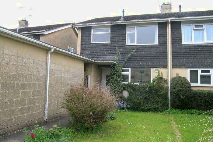 3 Bedroom Semi-Detached House To Rent In Church Acre, Bradford On Avon, BA15