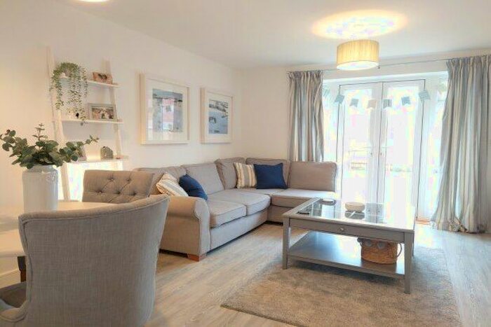 2 Bedroom Property To Rent In Digwood Road, Banbury, OX16