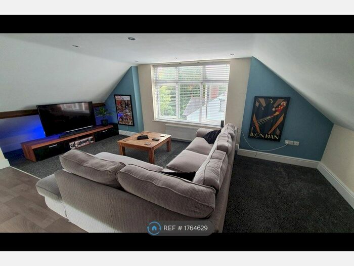 2 Bedroom Flat To Rent In Hamilton Road, Lincoln, LN5