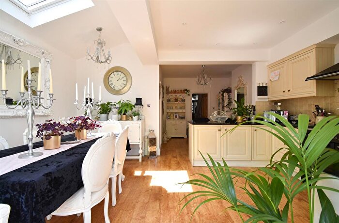 5 Bedroom Semi-detached House For Sale In Sedlescombe Road North, St. Leonards-On-Sea, TN37