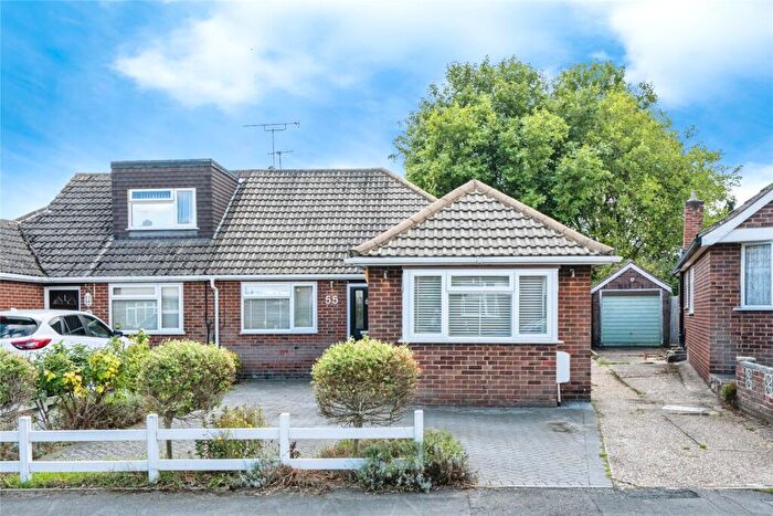 3 Bedroom Bungalow For Sale In Copthall Way, New Haw, Surrey, KT15