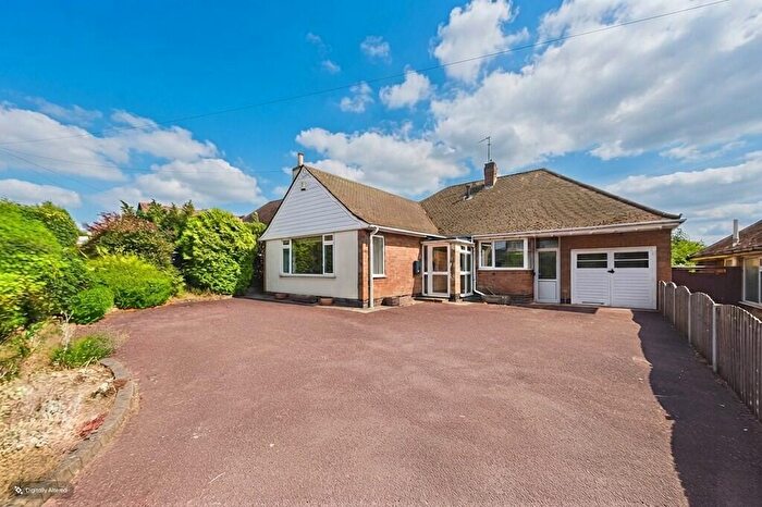 3 Bedroom Detached Bungalow For Sale In Pantain Road, Loughborough, LE11