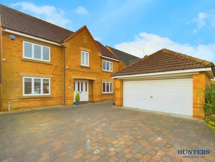 4 Bedroom Property For Sale In Nicholson Court, Pocklington, York, YO42