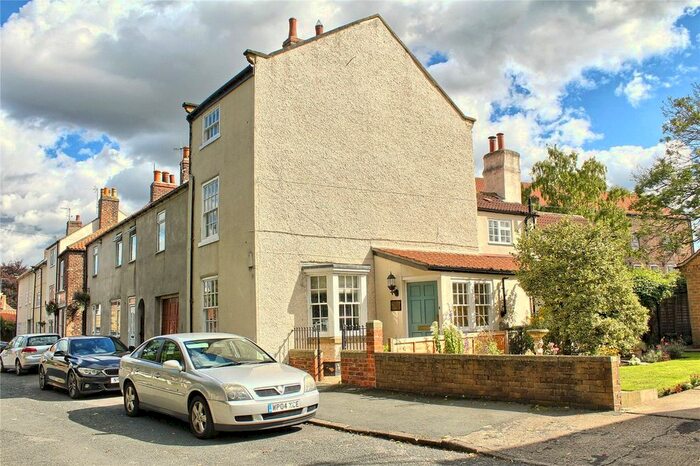 4 Bedroom End Of Terrace House To Rent In Levenside, Stokesley, Middlesbrough, TS9