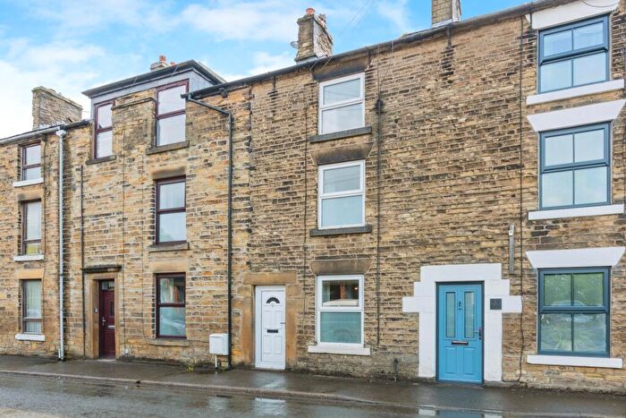 3 Bedroom Terraced House For Sale In New Mills Road, Hayfield, High Peak, Derbyshire, SK22