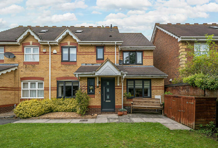 4 Bedroom Semi-Detached House For Sale In Scott Walk, Bridgeyate, Bristol, Gloucestershire, BS30