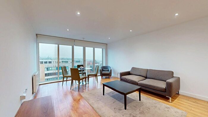 2 Bedroom Flat To Rent In Headstone Road, Harrow, HA1