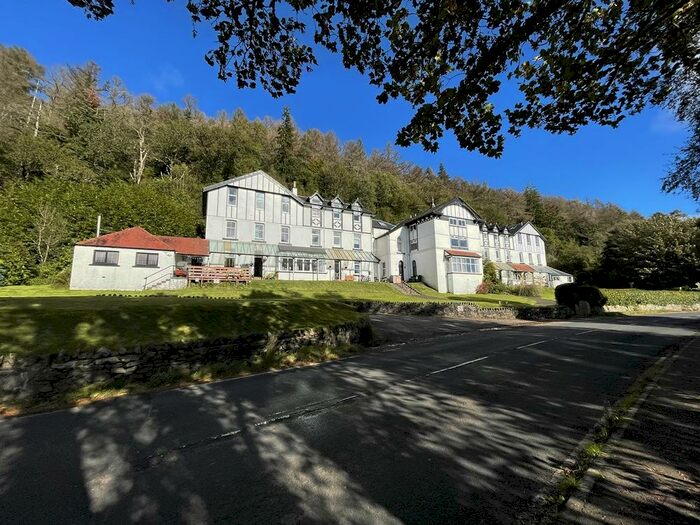 2 Bedroom Flat For Sale In Kilmun Court, Kilmun, Argyll And Bute, PA23