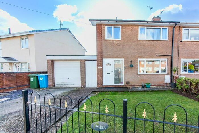 3 Bedroom Semi-Detached House To Rent In Rydal Drive, Worksop, S81