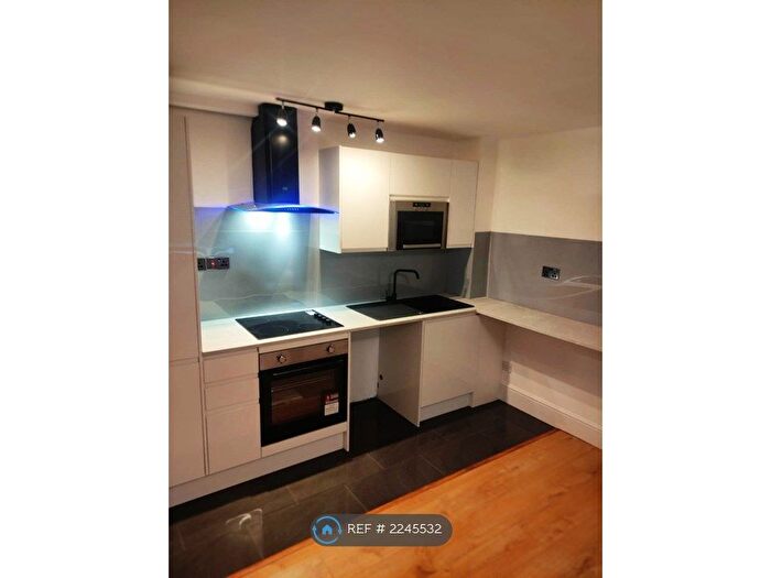 Studio To Rent In Godwin Close, London, E4