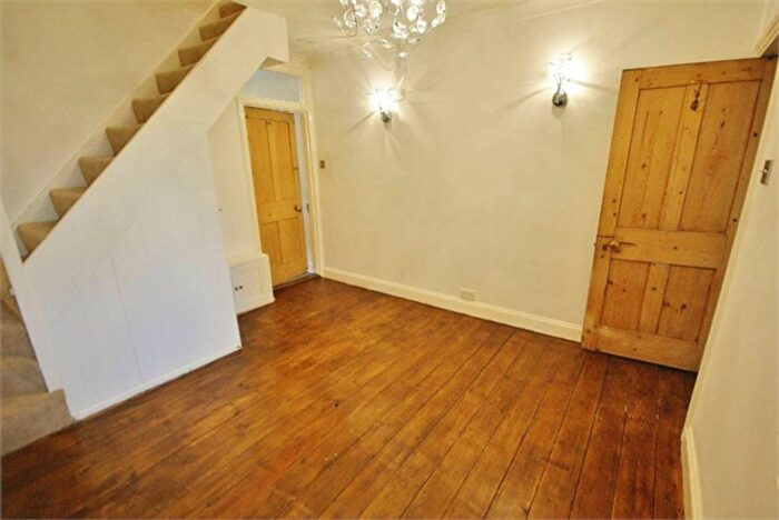 2 Bedroom End Of Terrace House To Rent In Park Road, Bushey, WD23