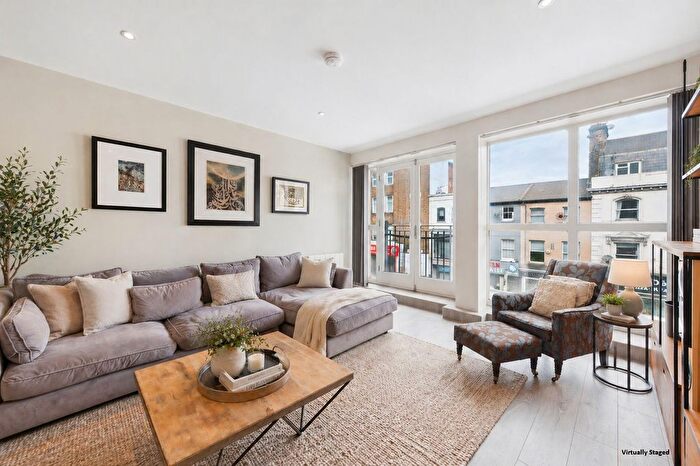 1 Bedroom Flat For Sale In Hardwicks Square, London, SW18