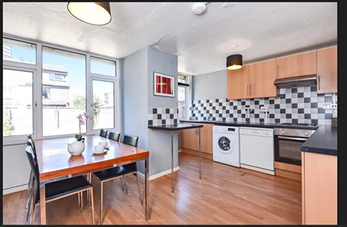 5 Bedroom House To Rent In Nuffield Road Oxford, OX3