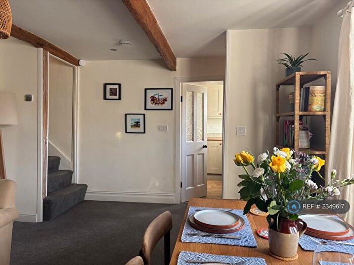 2 Bedroom Detached House To Rent In Underbank, Holmfirth, HD9