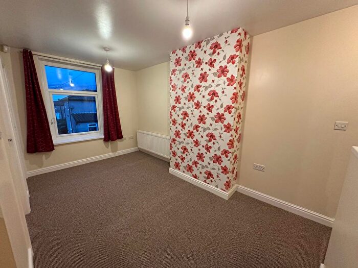 2 Bedroom Flat To Rent In Harold Street, Burnley, BB11