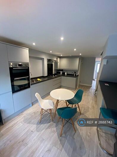 3 Bedroom Semi-Detached House To Rent In Blackwell Avenue, Guildford, GU2