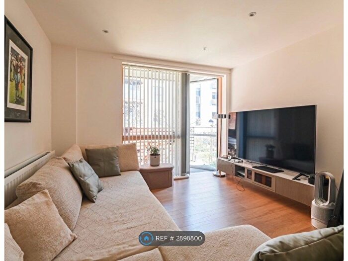 1 Bedroom Flat To Rent In Charles Newell Court, London, E3