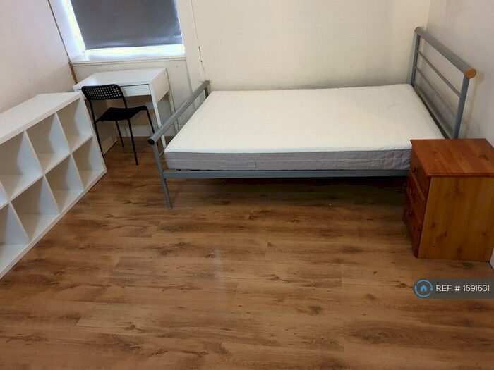 4 Bedroom Flat To Rent In Armadale Street, Glasgow, G31