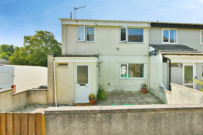 3 Bedroom End Terrace House For Sale In Ruskin Crescent, Plymouth, PL5