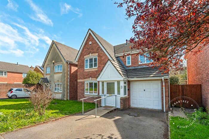 4 Bedroom Detached House To Rent In Treseder Way, Cardiff, CF5