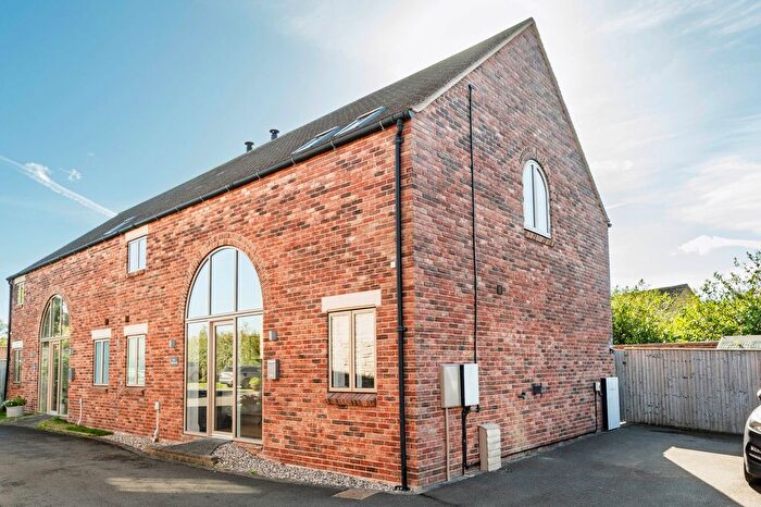 3 Bedroom Semi Detached House For Sale In Andrews Lane, Willington, CV36