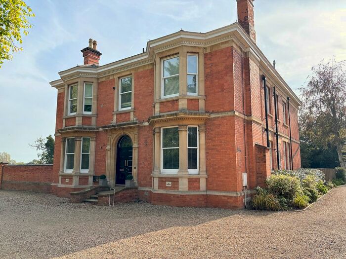 2 Bedroom Flat To Rent In The Laurels, Lubenham, LE16