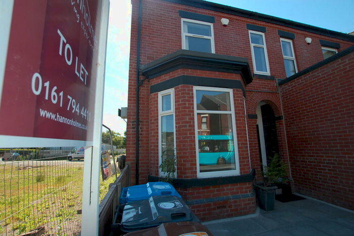 1 Bedroom Ground Flat To Rent In Station Road Pendlebury Manchester Greater Manchester, M27