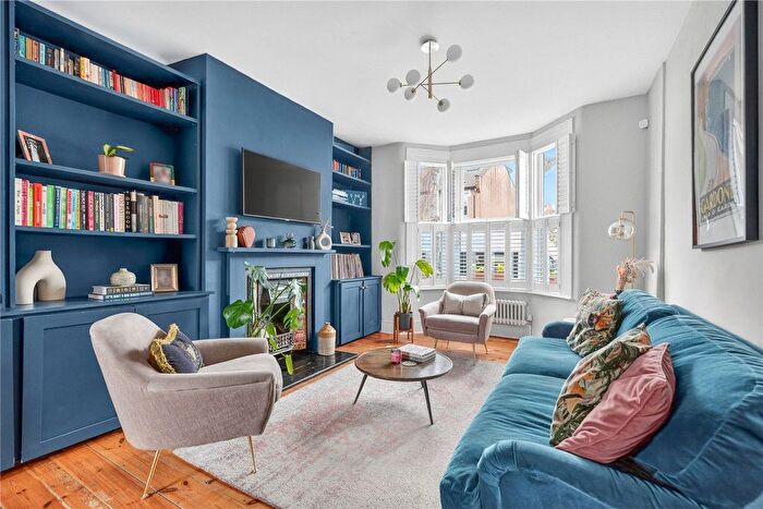 4 Bedroom Terraced House For Sale In Cazenove Road, Walthamstow, London, E17