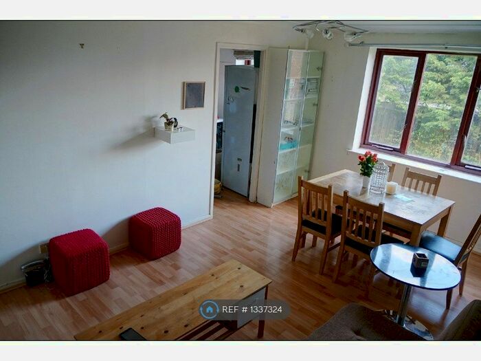1 Bedroom Flat To Rent In Streatham, London, SW16