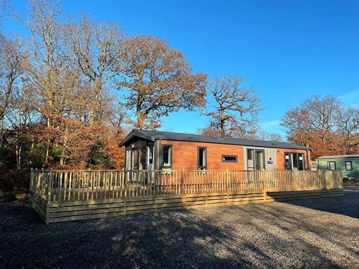 2 Bedroom Mobile/park Home For Sale In Bigland Hall Caravan Park, Newby Bridge, LA12
