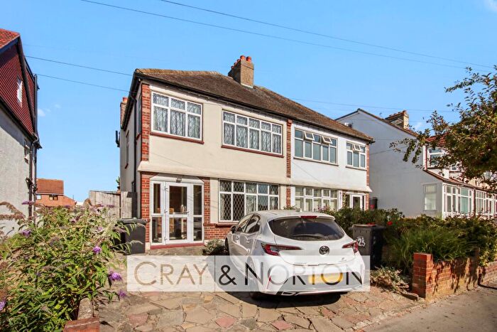 3 Bedroom Semi-Detached House For Sale In Davidson Road, Addiscombe, CR0