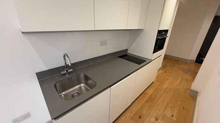 1 Bedroom Studio For Sale In Crown Hill, Church Street, Croydon, CR0