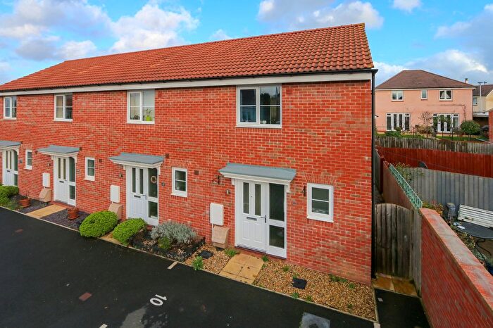 2 Bedroom End Terrace House To Rent In Kemps Field, Cranbrook, EX5