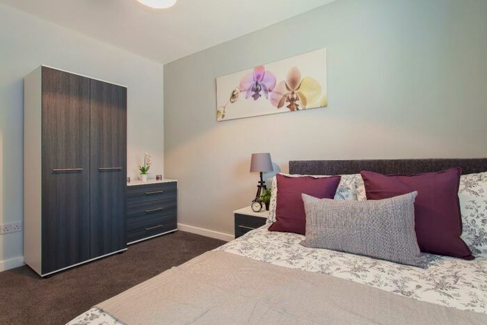 1 Bedroom End Of Terrace House To Rent In High Street North, Dunstable, LU6