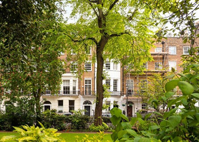 2 Bedroom Flat To Rent In Montagu Square, London, W1H