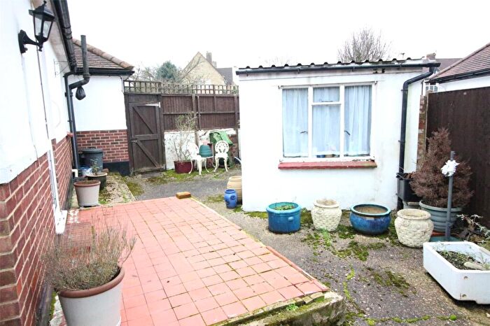 2 Bedroom Bungalow For Sale In Charterhouse Road, Orpington, BR6