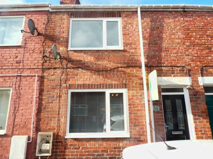 2 Bedroom Terraced House To Rent In Albert Street, DH2