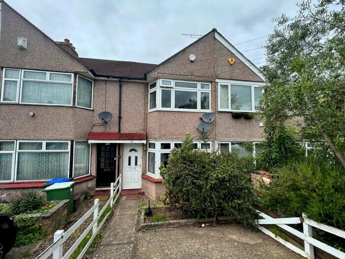 2 Bedroom Terraced House To Rent In Howard Avenue, Bexley, DA5