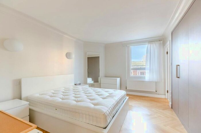 2 Bedroom Flat To Rent In Crawford Street, Marylebone, London, W1H