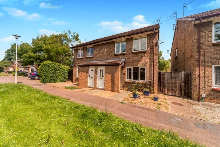 1 Bedroom Maisonette To Rent In Yew Grove, Welwyn Garden City, AL7