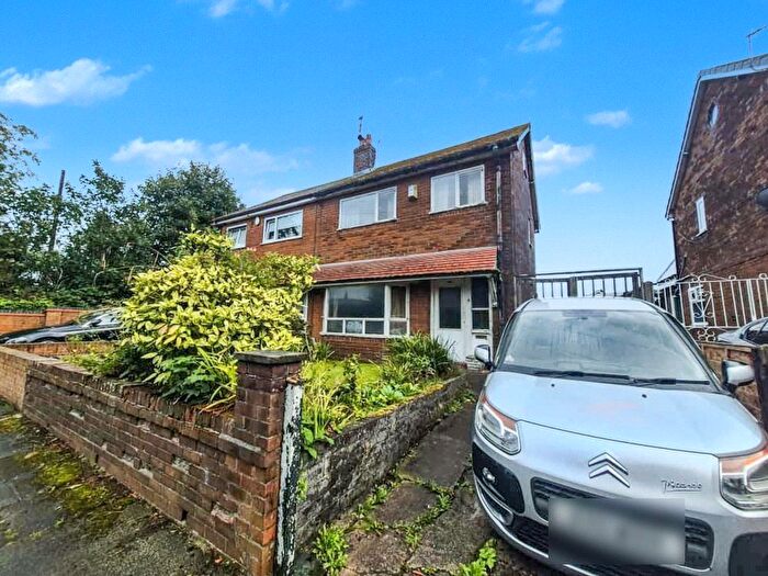 3 Bedroom Semi-Detached House For Sale In Sycamore Avenue, Heywood, Greater Manchester, OL10