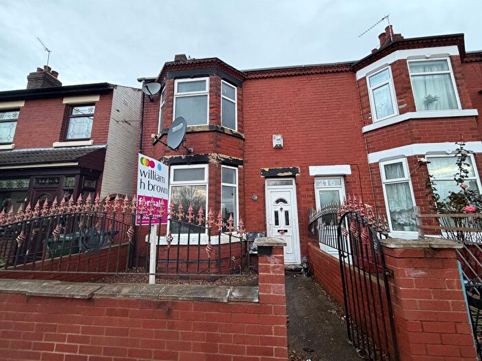 3 Bedroom Terraced House For Sale In Urban Road, Hexthorpe, Doncaster, DN4