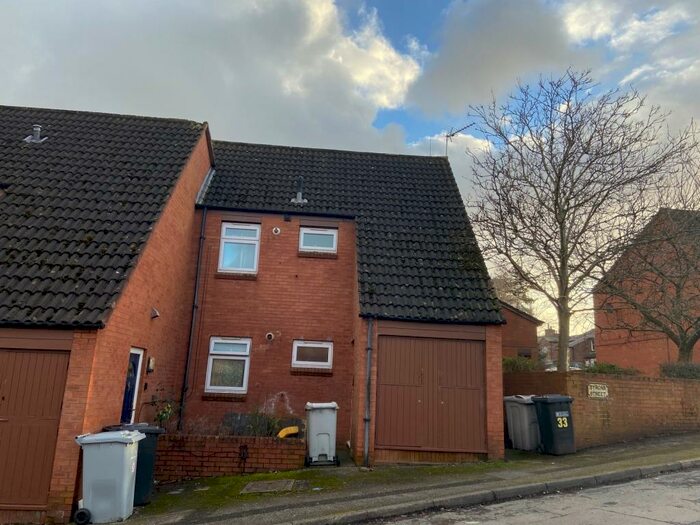 1 Bedroom Maisonette To Rent In Byron Street, Macclesfield, SK11