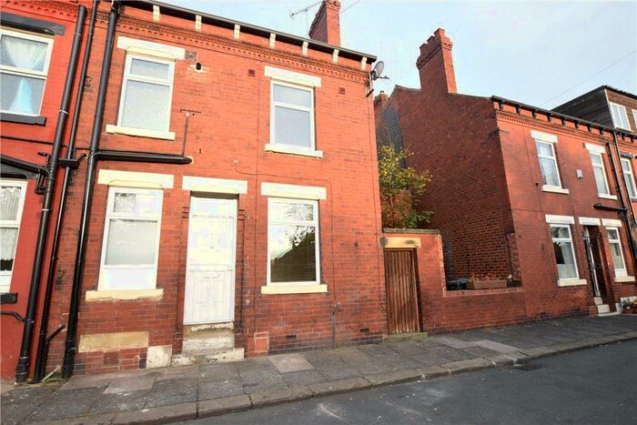 2 Bedroom Terraced House To Rent In Vesper Grove, Leeds, West Yorkshire, LS5