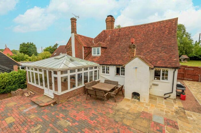 6 Bedroom Detached House For Sale In Lamberhurst Quarter, Lamberhurst, Tunbridge Wells, TN3