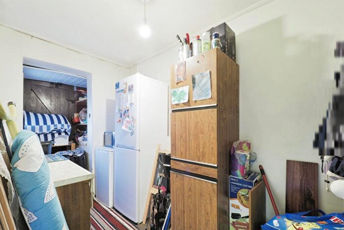 3 Bedroom Terraced House For Sale In Anne Close, Keadby, Scunthorpe, DN17