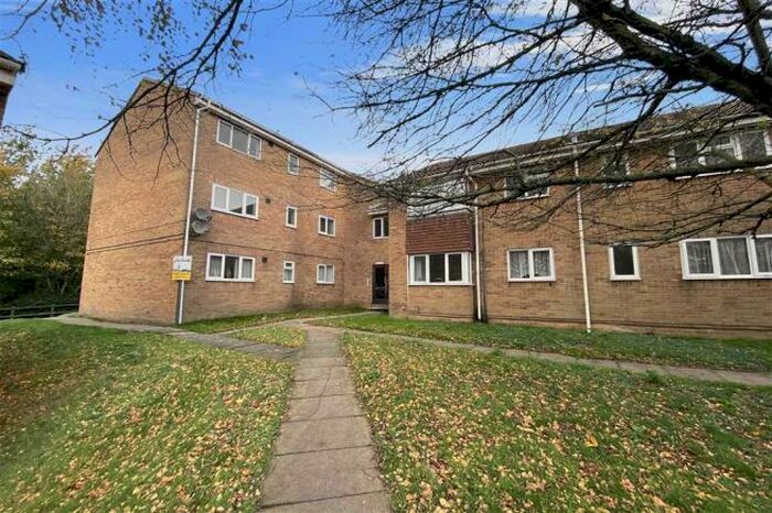 1 Bedroom Flat To Rent In Gregory Close, Rainham, ME8