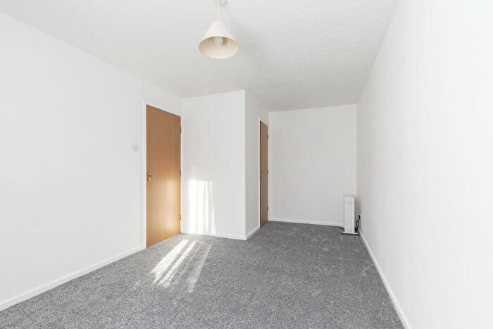 1 Bedroom Flat To Rent In Old Station Drive, Cheltenham, GL53